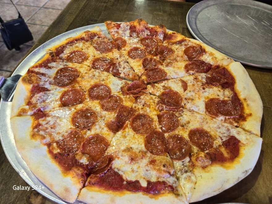 Mione's Pizza West OC