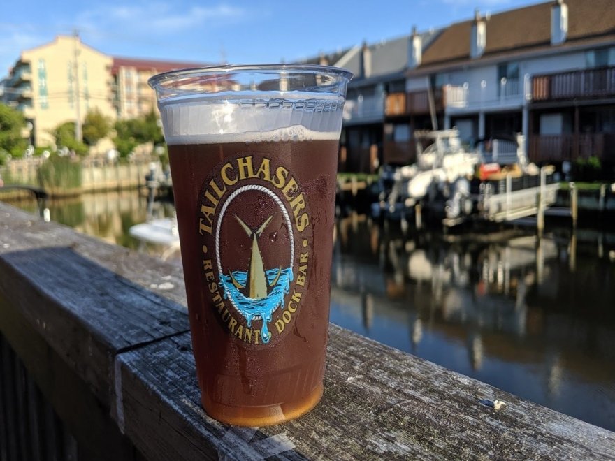 Tailchasers Restaurant & Dock Bar