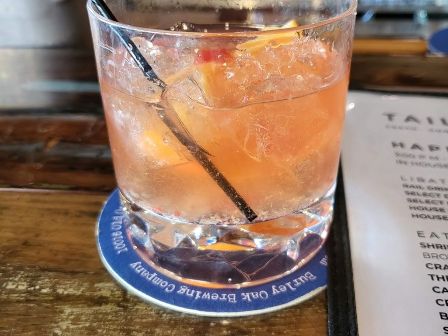 Tailchasers Restaurant & Dock Bar